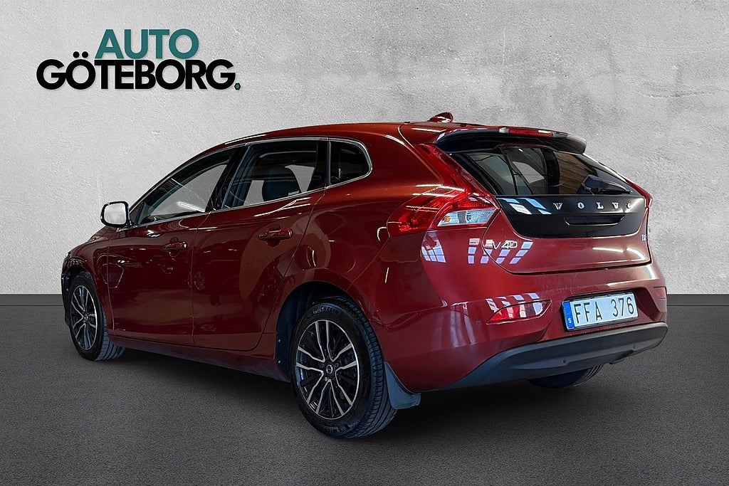 Volvo V40 D2 Momentum Fullservad Välvårdad VOC Värmare