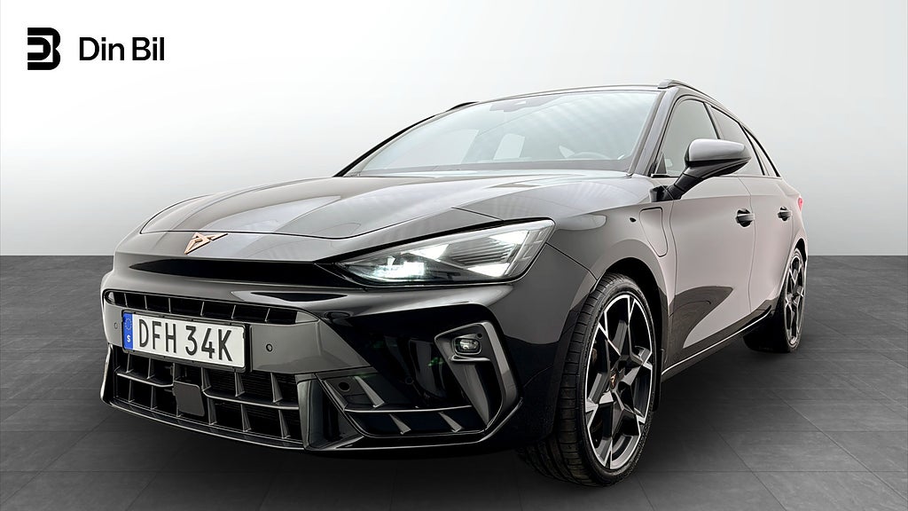 Cupra Leon Sportstourer VZ 1.5 e-HYBRID 272HK / Drag