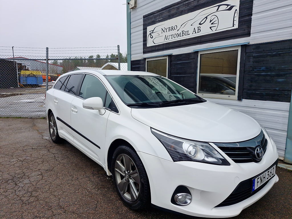 Toyota Avensis Kombi 2.0 D-4D Edition 50 Euro 5&Navi&Dragkrok 