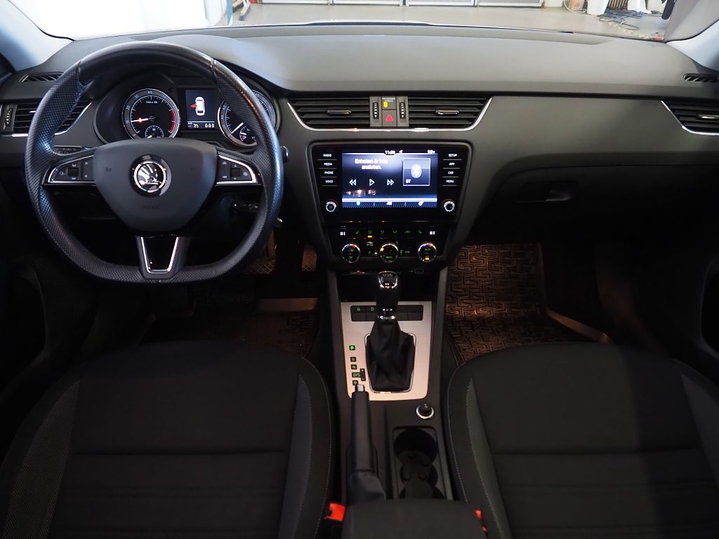 Skoda Octavia Kombi 1.5 TSI 150hk Ambtion | Drag | Värmare | 2020