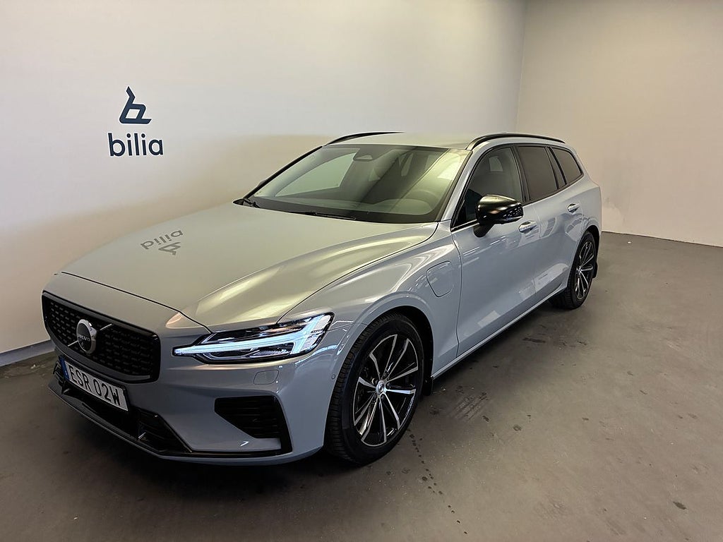 Volvo V60 T6 Plus Dark Nordic Edition / Dragkrok / Keyles...
