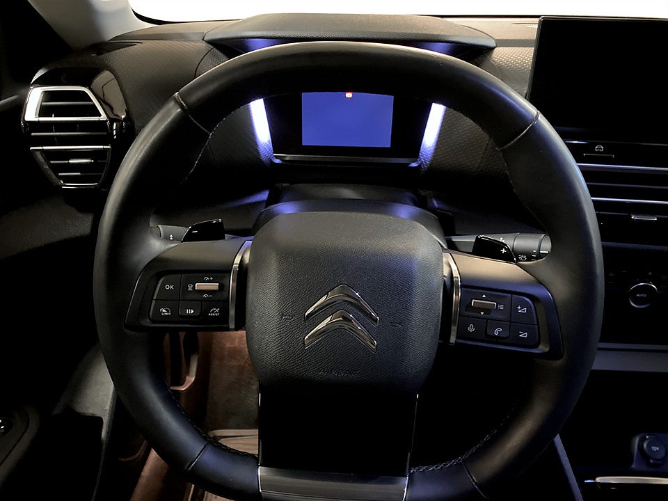 Bild på Citroën C4 Shine 1.2 PT 130hk Aut B-KAMERA NAVI