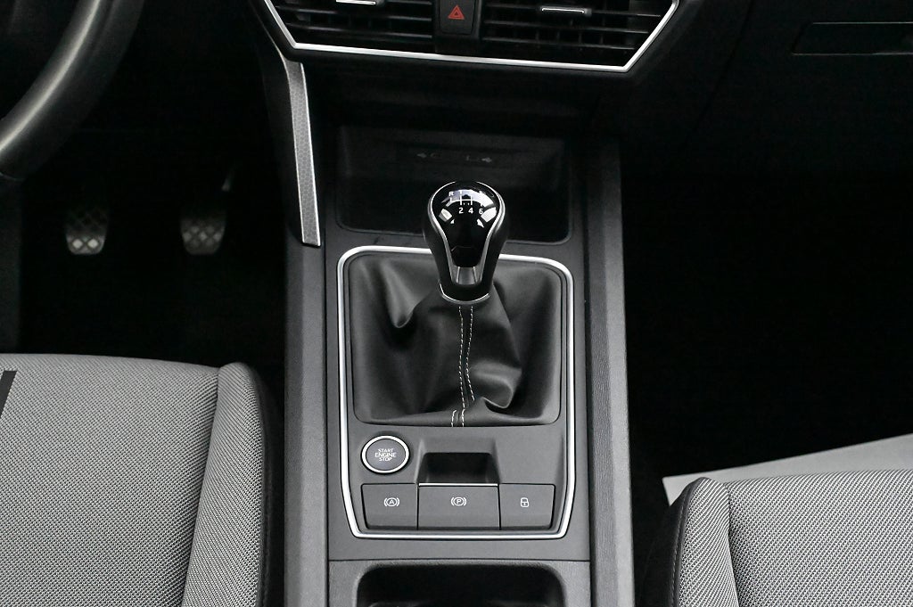 Seat Leon 1.0 TSI Style Pluspaket / 12 MÅNADERS GARANTI