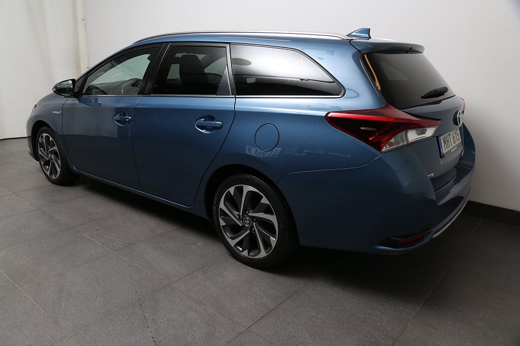 Toyota Auris Touring Sports Hybrid e-CVT Active Plus Motorvärmare 2016