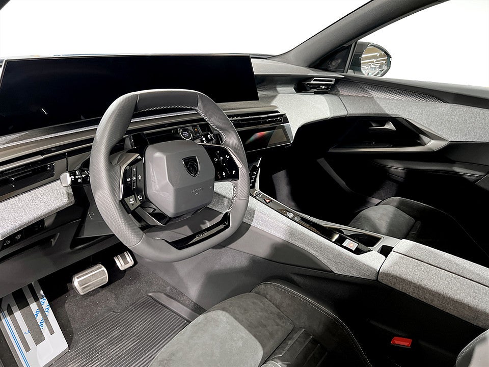 Bild på Peugeot 5008 Edition Ultimate Hybrid Aut - OMGÅENDE LEVERANS!