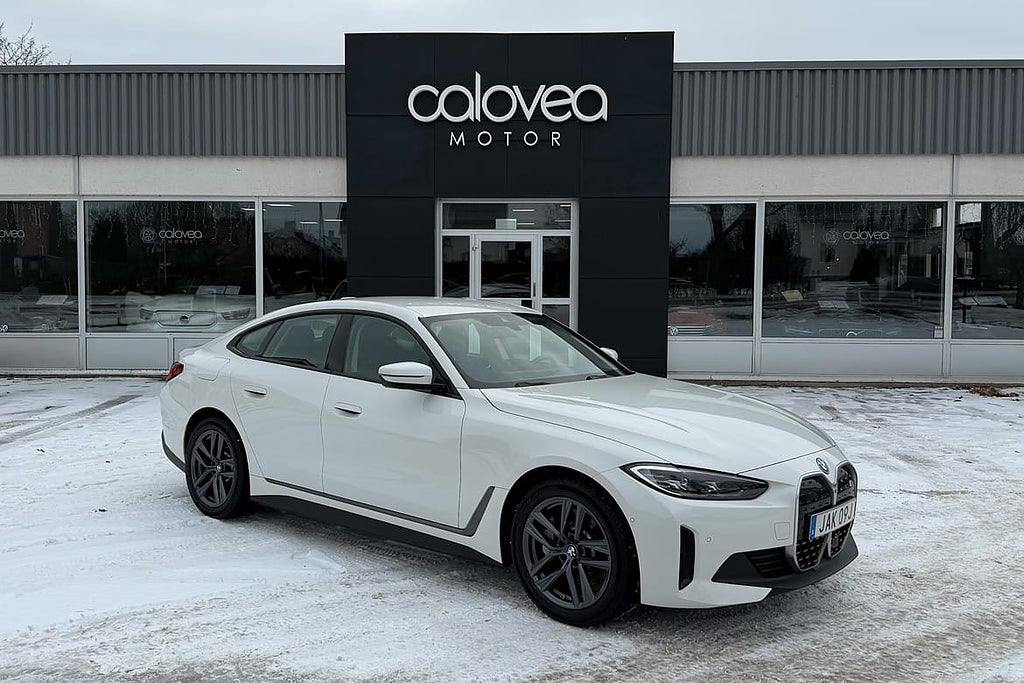 BMW i4 eDrive40 Gran Coupé 340 hk - Sportig premium-elbil med drag