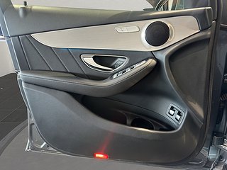 SUV Mercedes-Benz GLC 11 av 14
