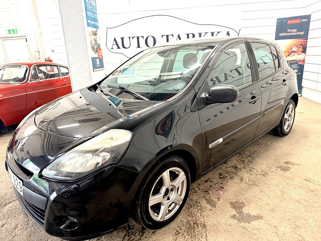 Renault Clio 1.2 5-dörrars Halvkombi, 
