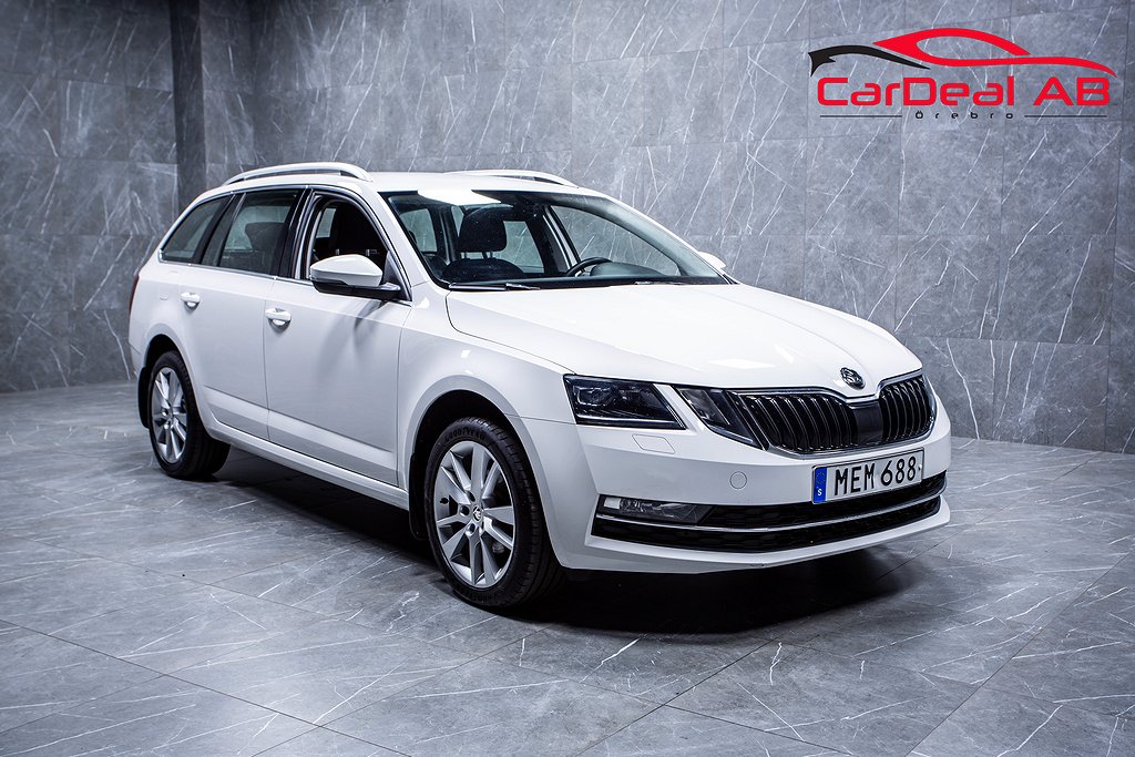 Skoda Octavia Kombi 1.6 TDI Style Värmare Avtg. Drag Carplay