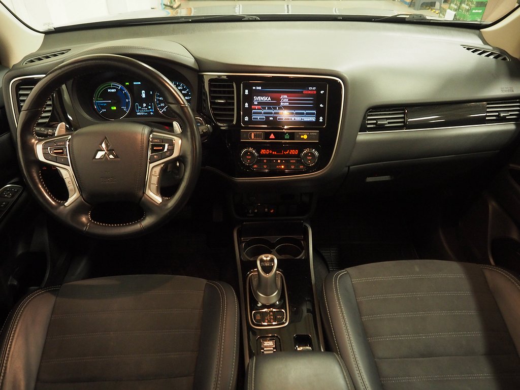 Mitsubishi Outlander PHEV CVT Comfort | Drag | Kamera 2019