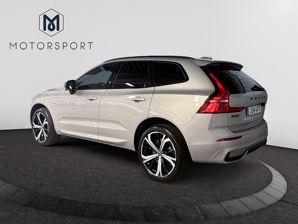 Volvo XC60 Recharge T8 AWD R-Design Adap-fart Drag Navi H/K Pano bild 5