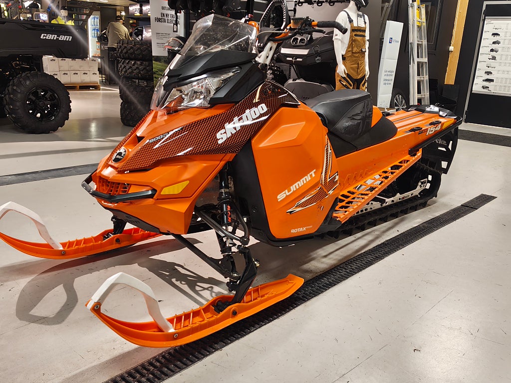 Ski-Doo Summit X 154 800 E-tec 2015 - miniatyr 2