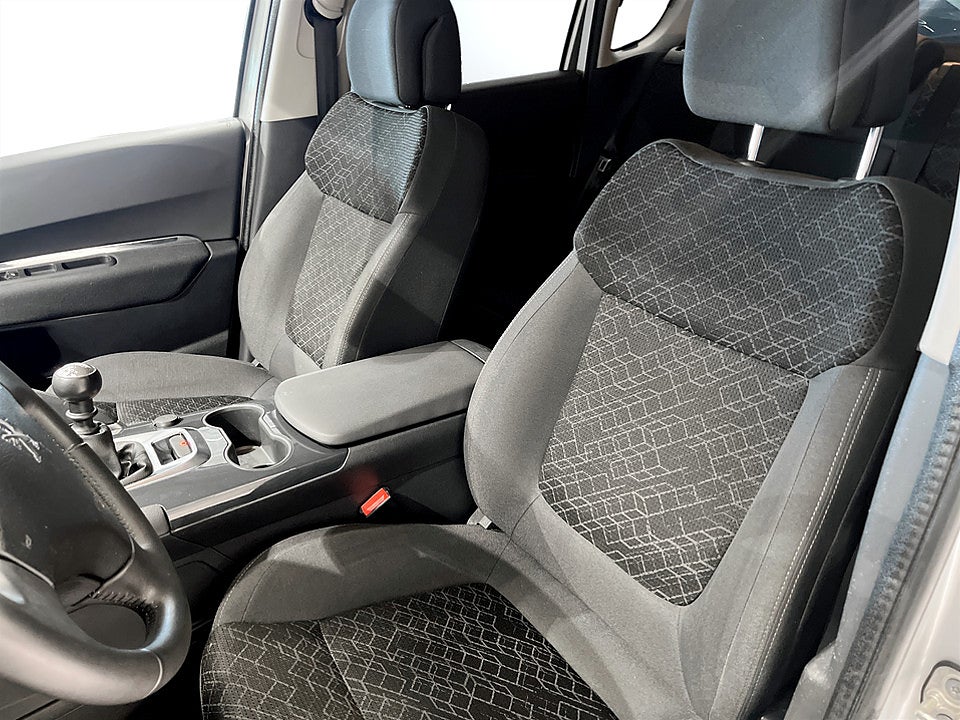 Bild på Peugeot 3008 ACTIVE 1,6 HDI |RÄNTA 3,99%|