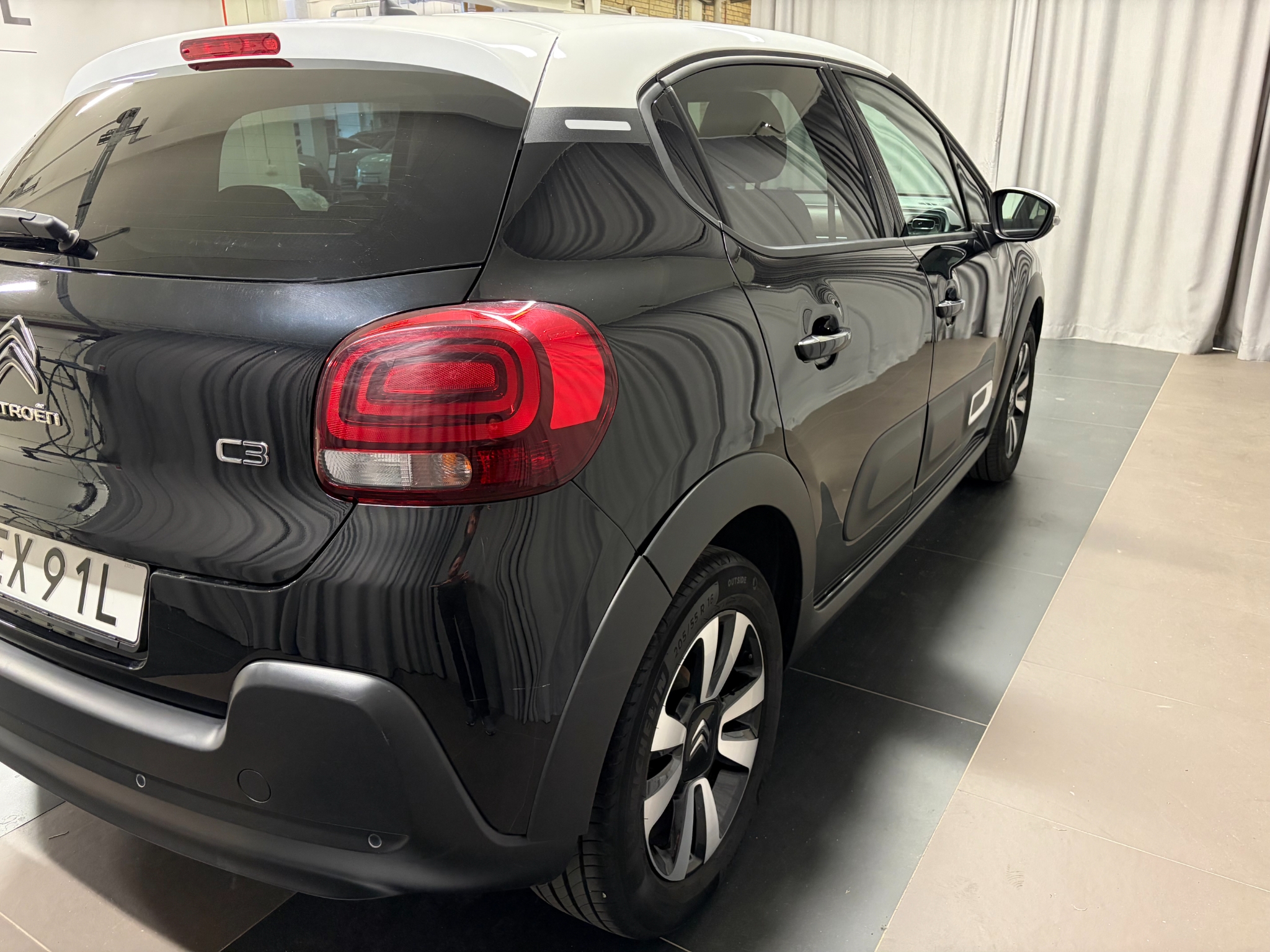 Citroen C3 Shine PureTech 82 2023, kuva 4/36