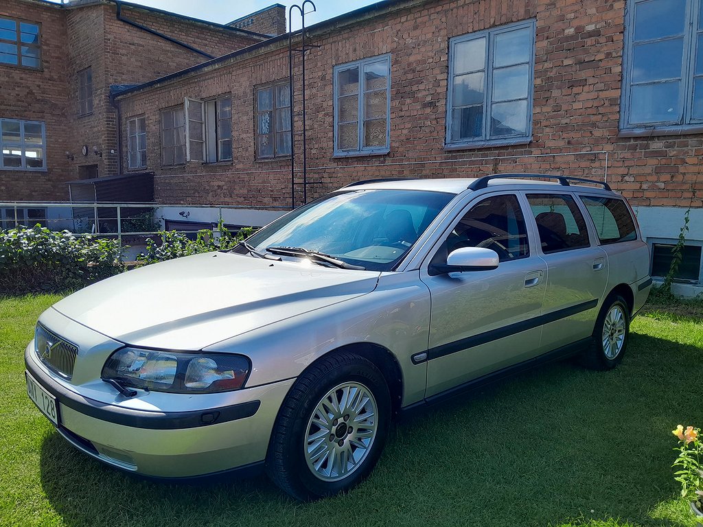 Volvo V70 2.4 Business Euro 4 Ny kopplingssats Nybesiktigad