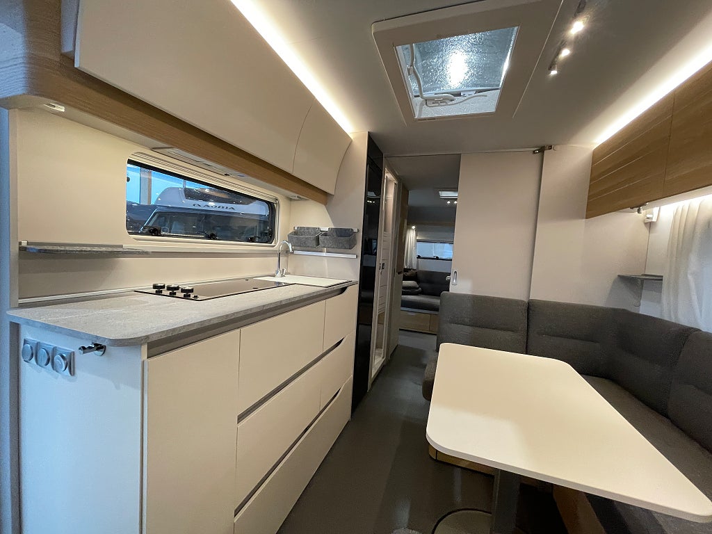 Adria Adora 673 PK /Barnkammare/Tält/Dubbla dörrar/ALDE - Adria