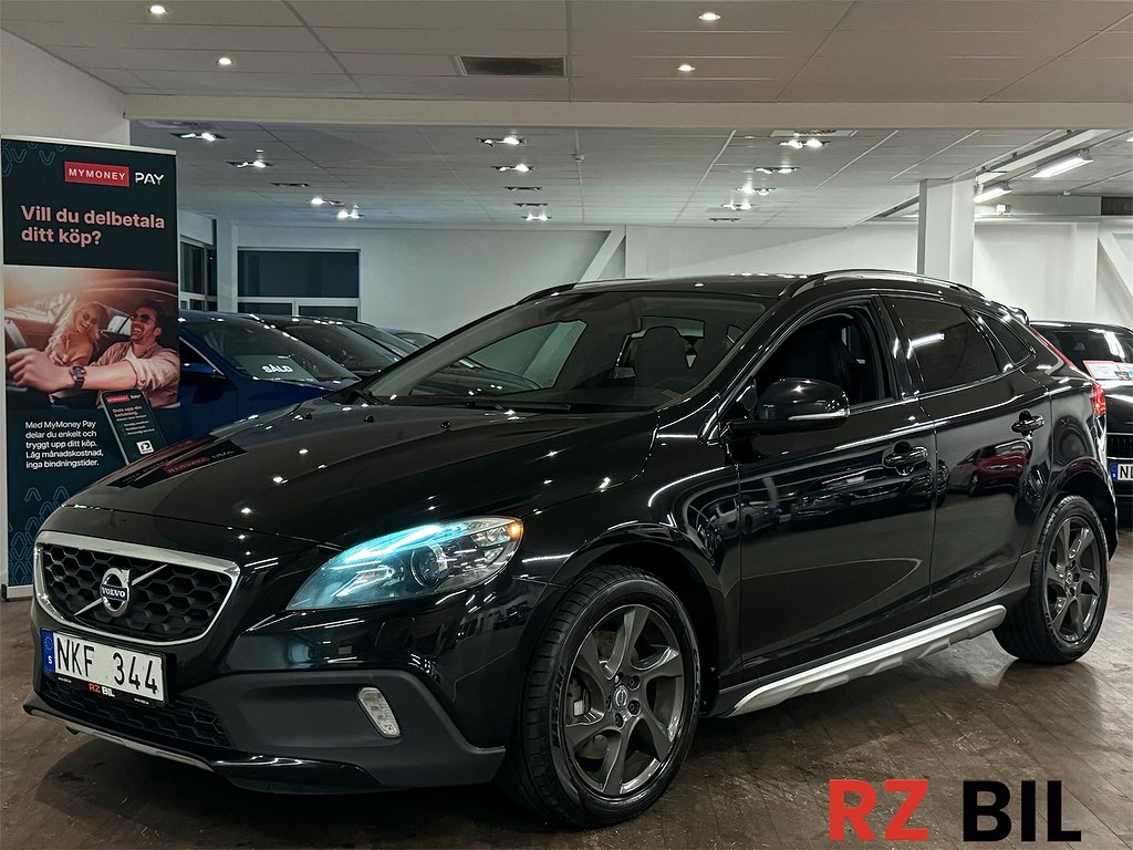 Volvo V40 Cross Country D4 Momentum*1300kr/mån*