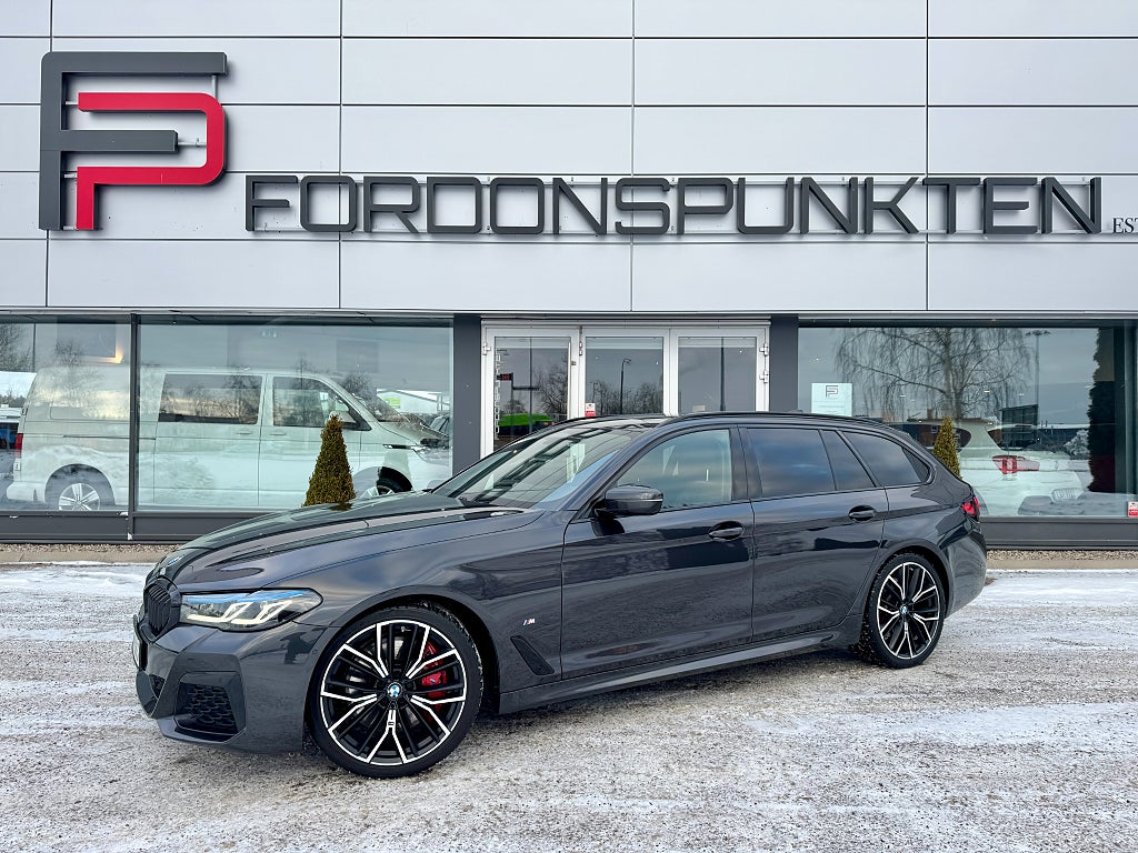 BMW 540 d xDrive Touring M-Sport PRO Värmare SE SPEC 340hk