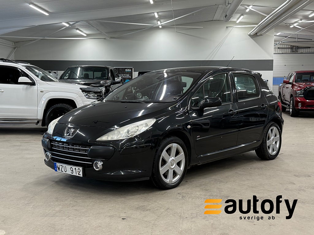Peugeot 307 5-dörrar 2.0 MOTORVÄRMARE DRAGKROK SKINN