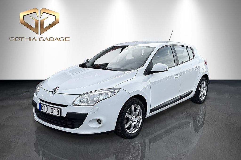 Renault Megane 1.5 dCi DCT|Nykamrem&Serv|Lågmil|110hk