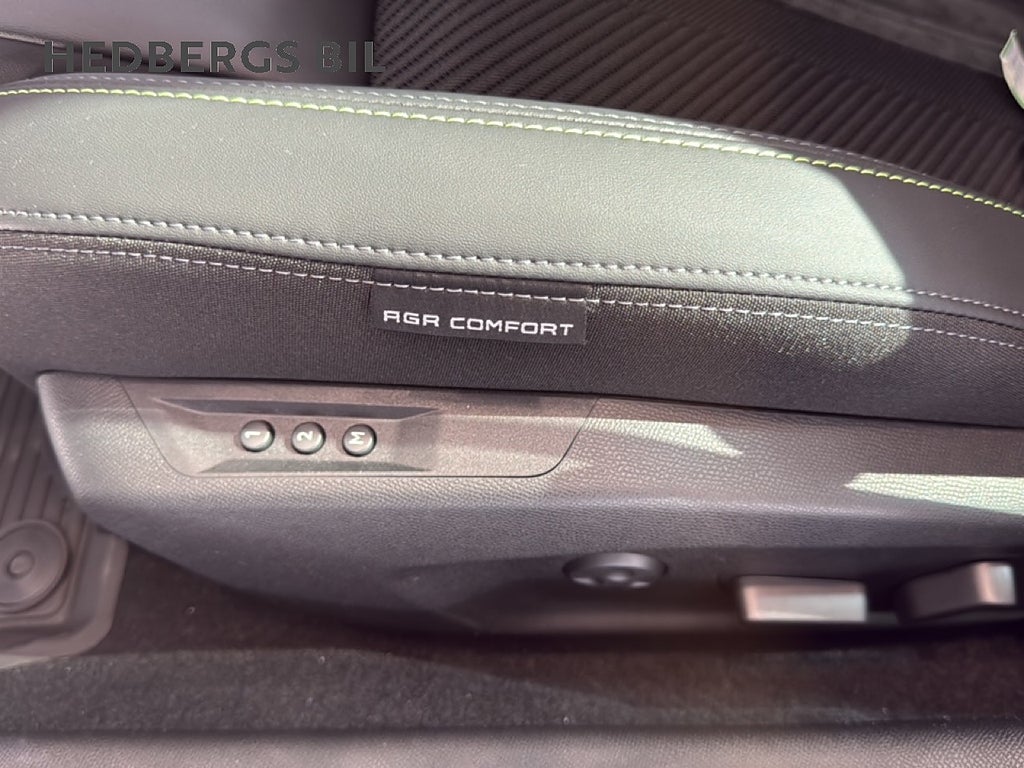 Peugeot 408 GT/Edition Hybrid 145 HK AUT thumbnail