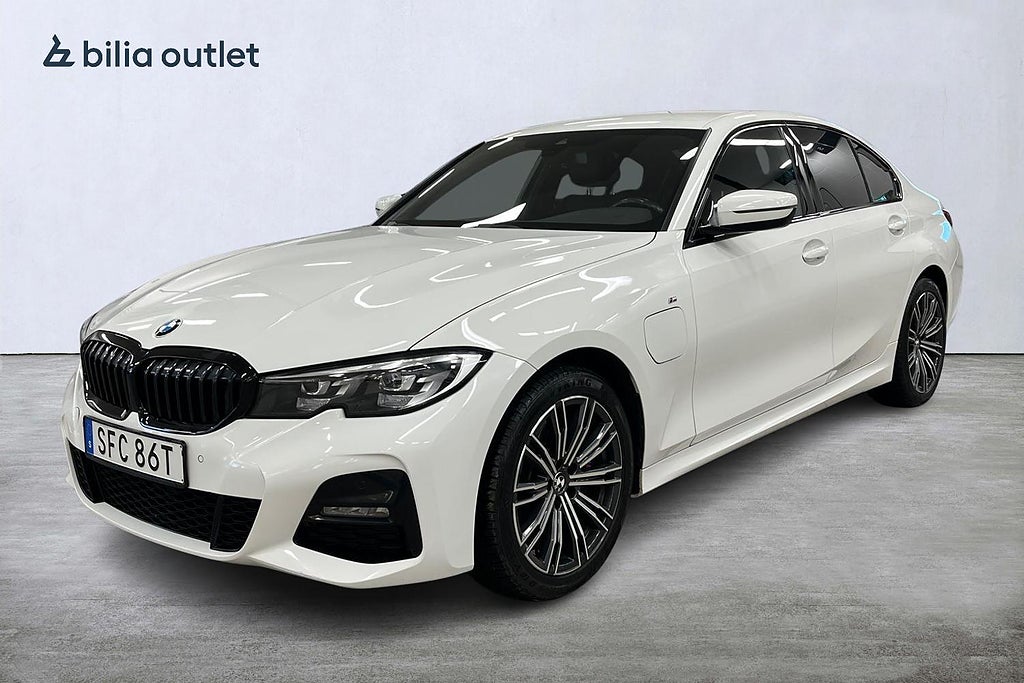 BMW 330e