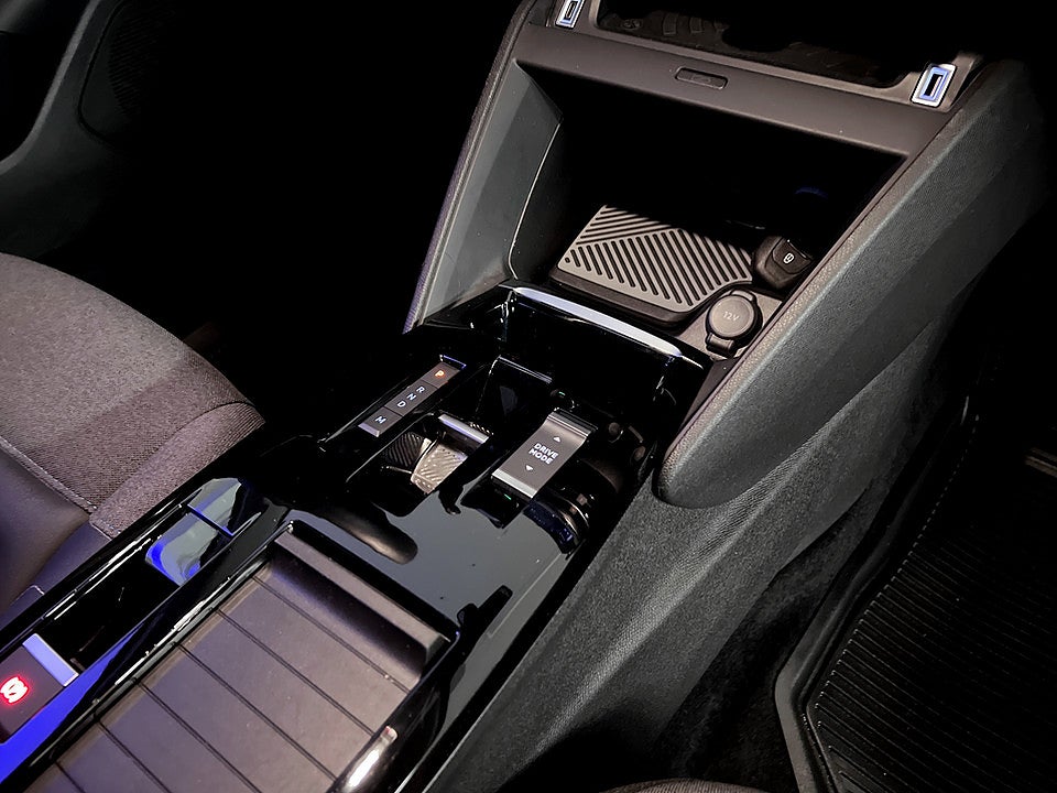 Bild på Citroën C4 Shine 1.2 PT 130hk Aut KAMPANJRÄNTA 3,99%