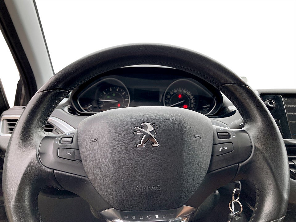 Bild på Peugeot 2008 Active 1,2 PT 82hk FARTHÅLLARE