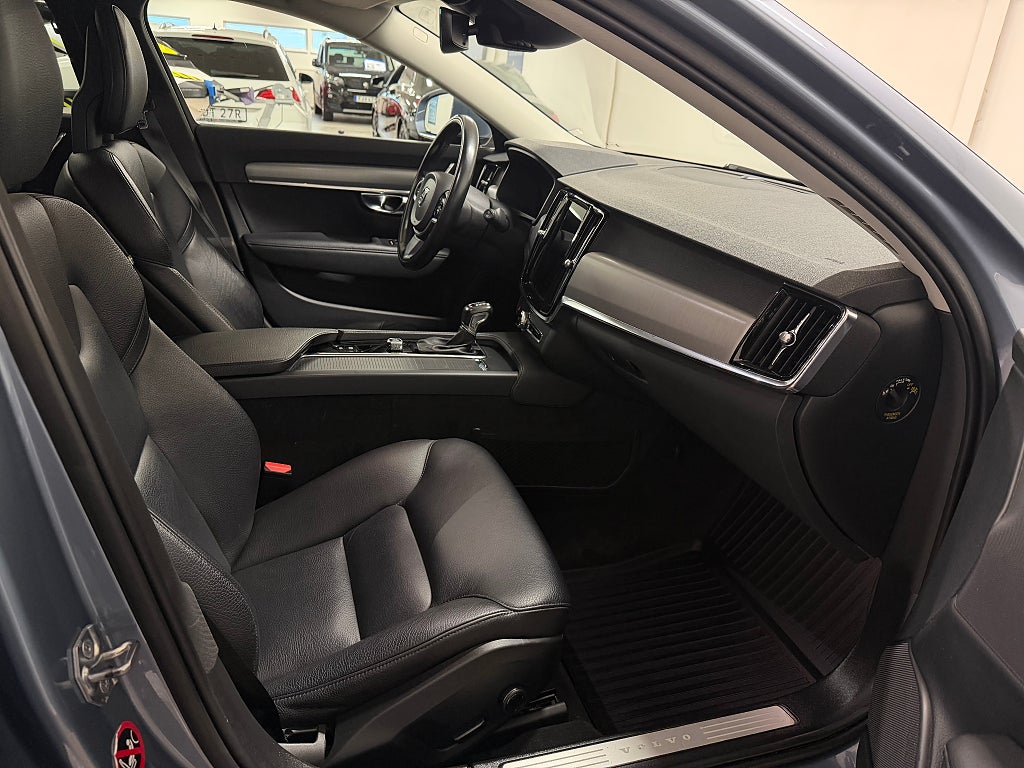 Volvo V90 2018 - miniatyr 8