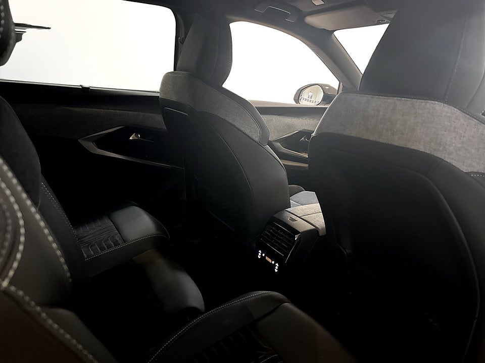 Bild på Peugeot 5008 GT Ultimate Hybrid - OMGÅENDE LEVERANS!