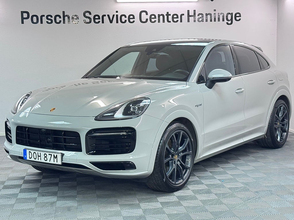 Porsche Cayenne Coupe E-Hybrid Platinum Edition