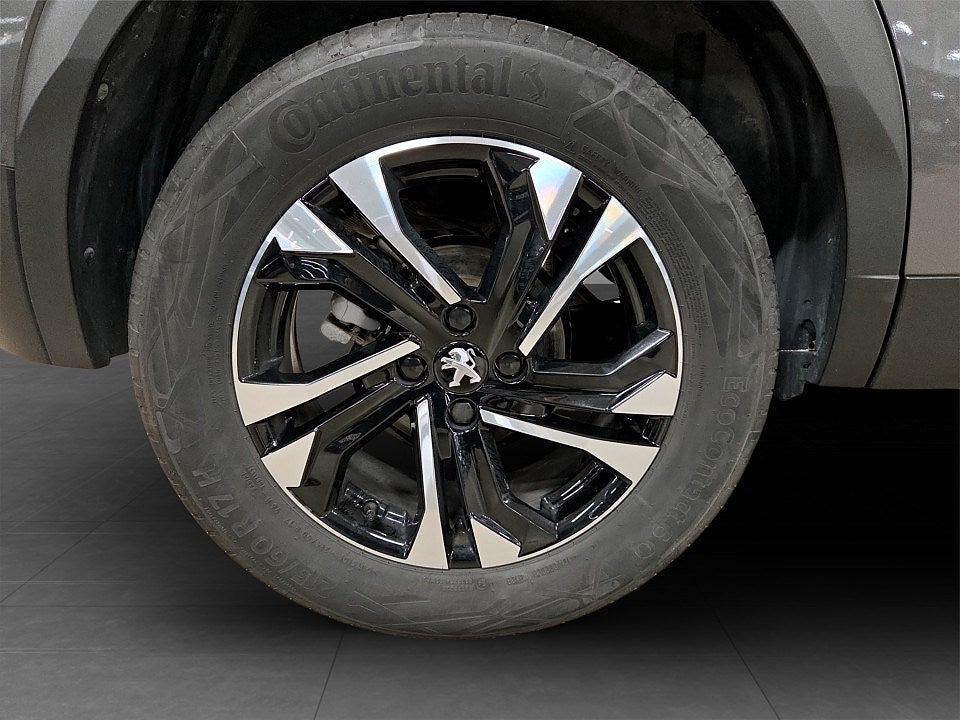 Bild på Peugeot 2008 GT 1.2 PT 130hk Aut - B-KAMERA, CARPLAY