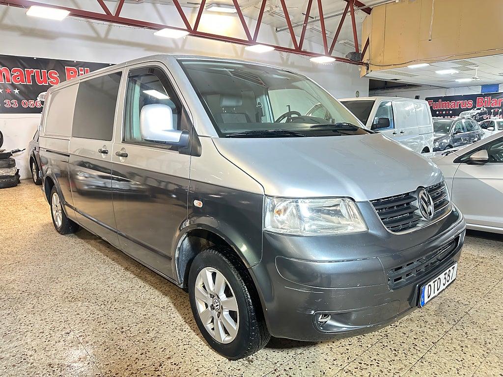 Volkswagen 2.5TDi 5 Sits Automat Ny Servad & Ny Servad 2.0 TDi 