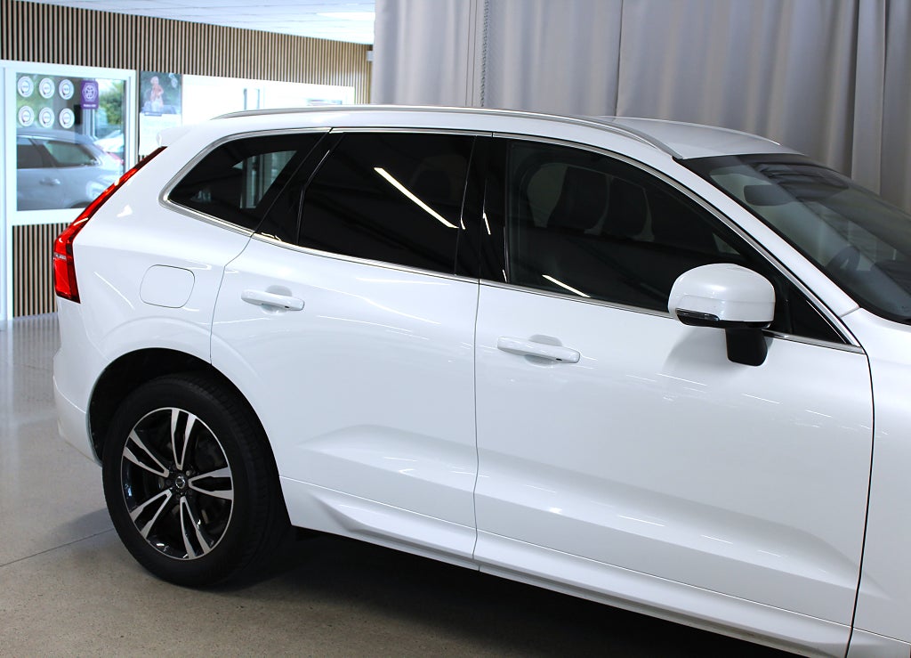 Volvo XC60 D4 AWD 190HK, Style - Paket, Värmare, Kamera, Navi, S&V