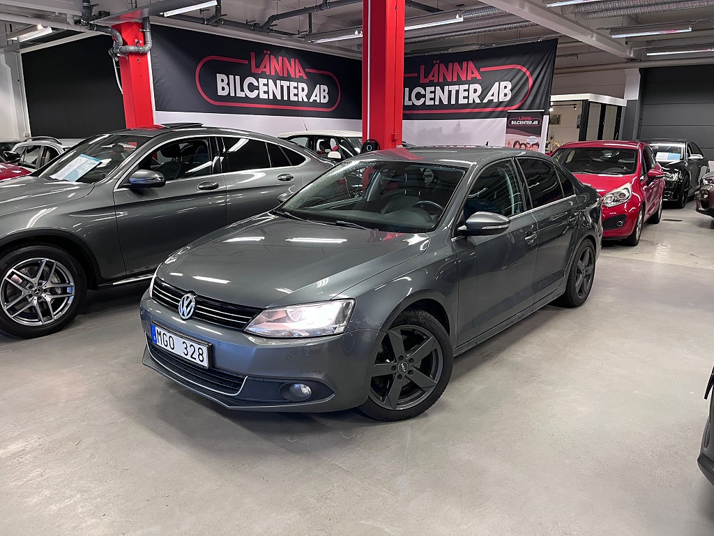 Volkswagen Jetta 1.4 TSI GT Automat Skinn PDC SoV Ny servad Låg årsskatt