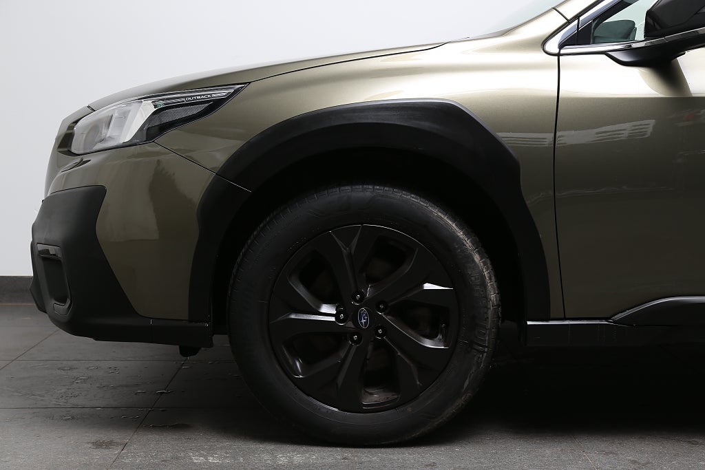 Subaru Outback 2,5 169hk XFuel Field AWD Aut StarTex Dragkrok 2021