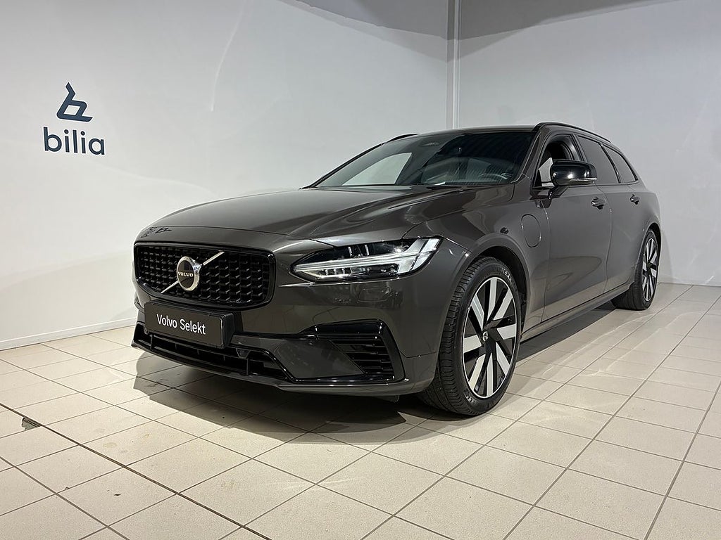 Volvo V90 T6 Plus Dark | H&K | Dragkrok