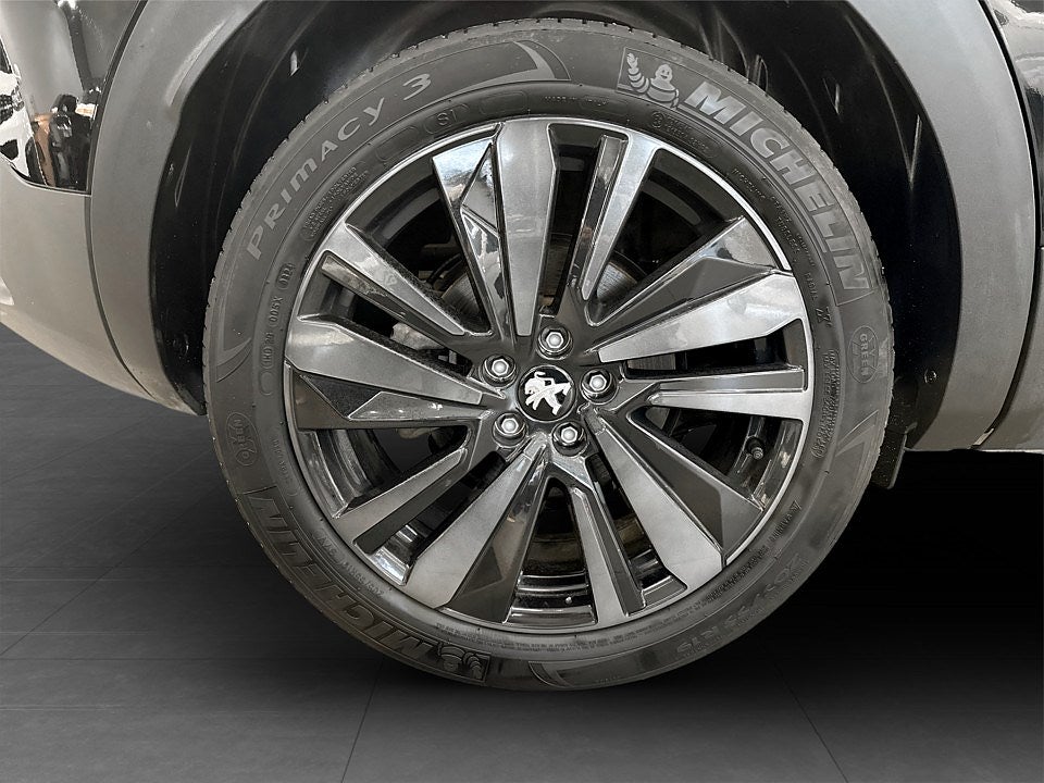 Bild på Peugeot 3008 GT Black Pack 1.2 PT 130hk Aut - B-KAMERA, CARPLAY