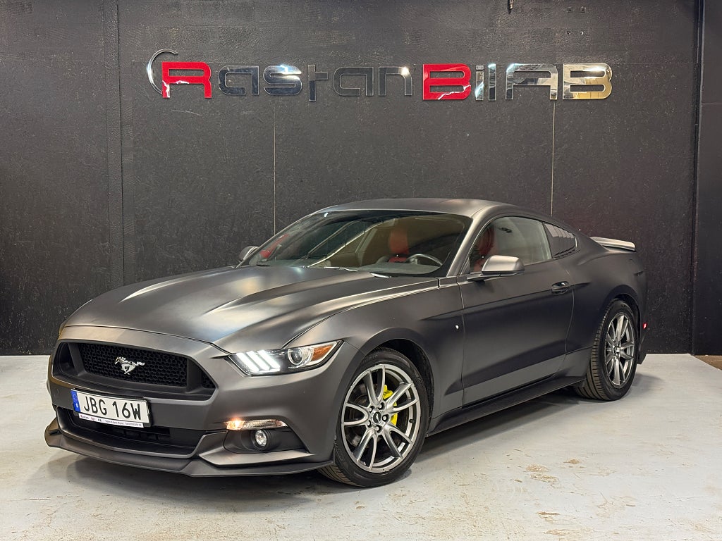 Ford Mustang EcoBoost SelectShift Keyless B-Kamera Skinn Ny besktat