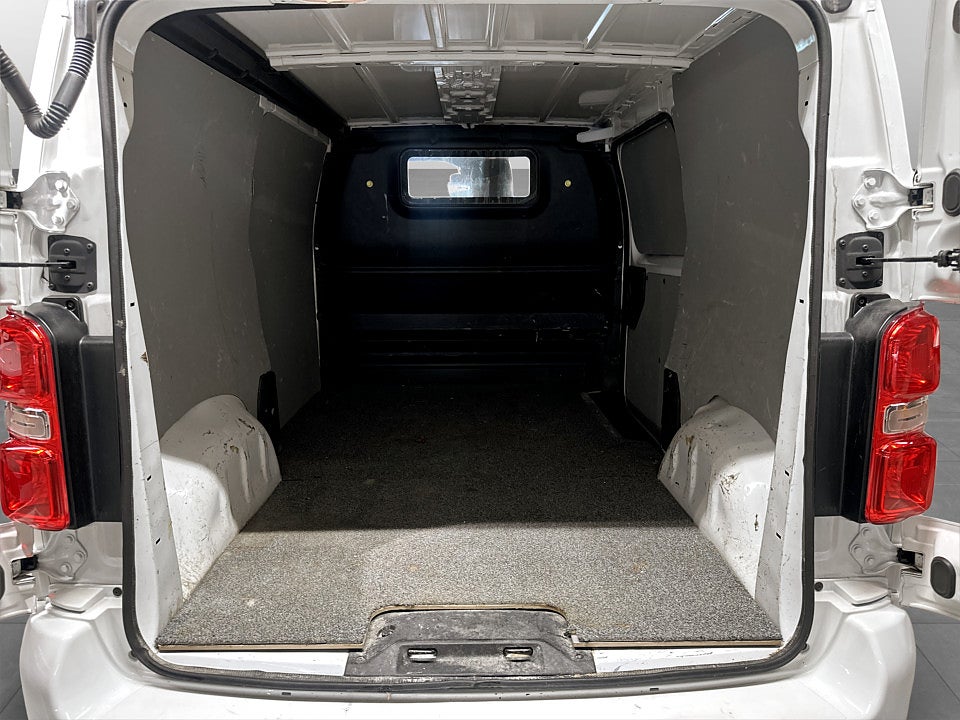 Bild på Citroën Jumpy PRO Business 2.0 BHDi 122hk MOTORVÄRMARE