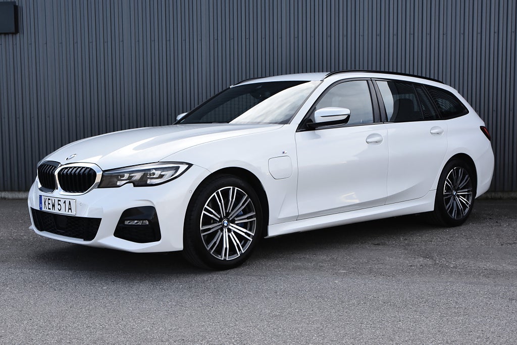 BMW 330e xDrive M sport / Drag Kamera Navi Elstol 