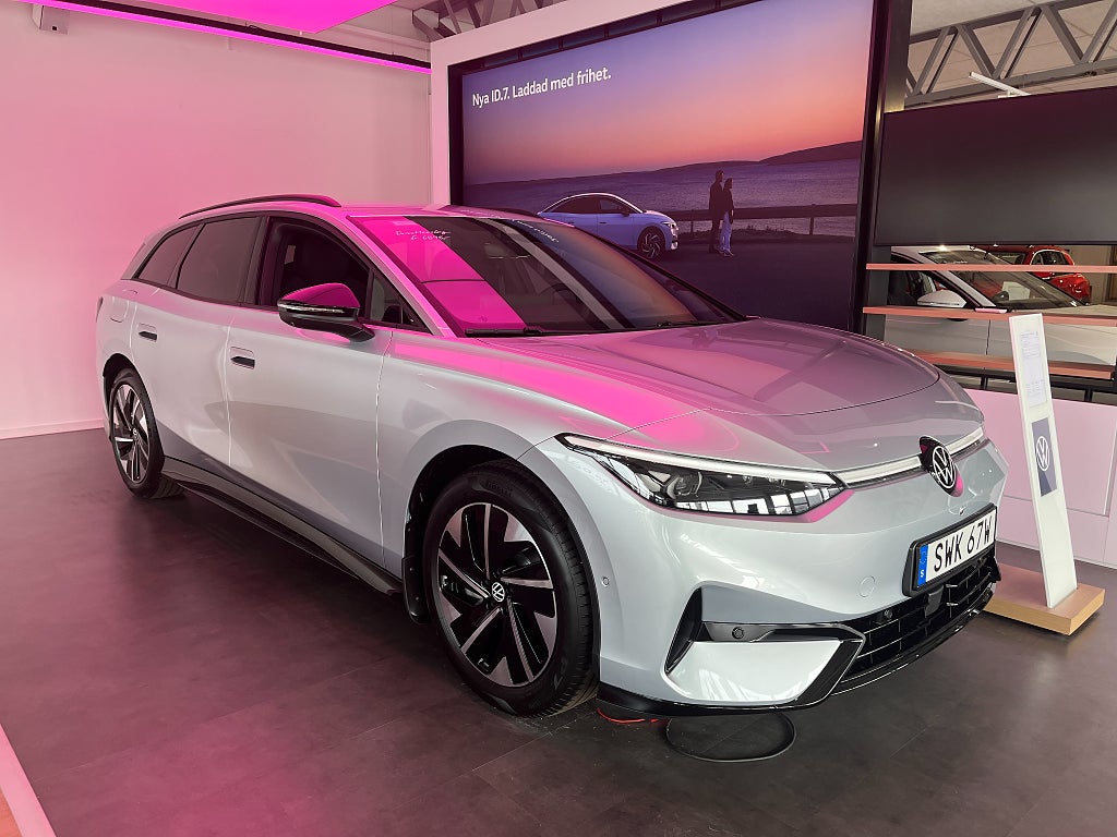 Volkswagen ID.7 Tourer PRO SWE EDIT *Privatleasingkampanj* 