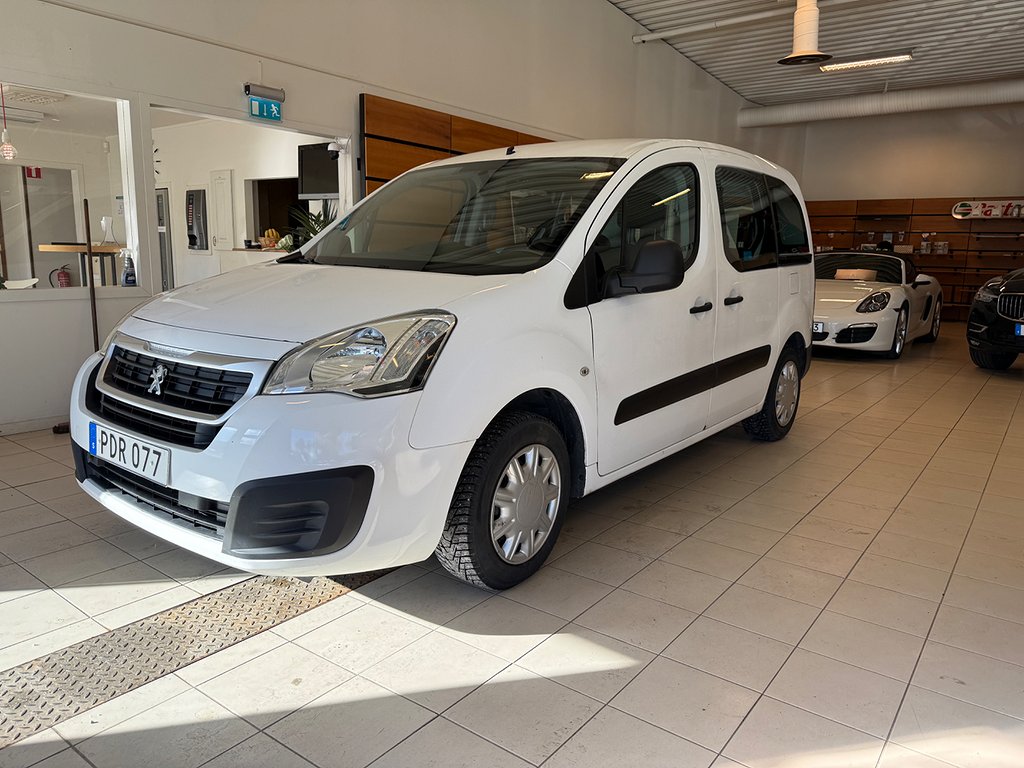 Peugeot partner tepee 1.2 e-THP M-värmare 5-Sits Kamrem bytt 