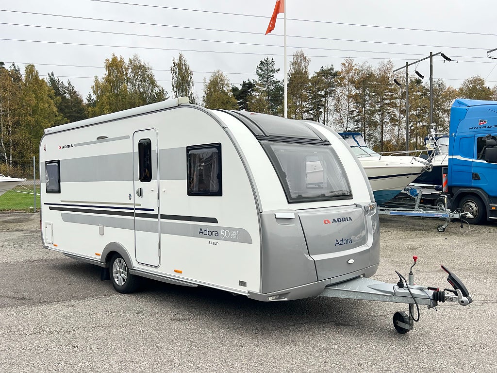 Adria Adora 522 UP 50-års Jubileumsmodell | Markis + Förtält
