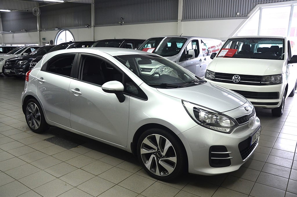 Kia Rio 5-dörrar 1.2 CVVT B-Kamra / Navi