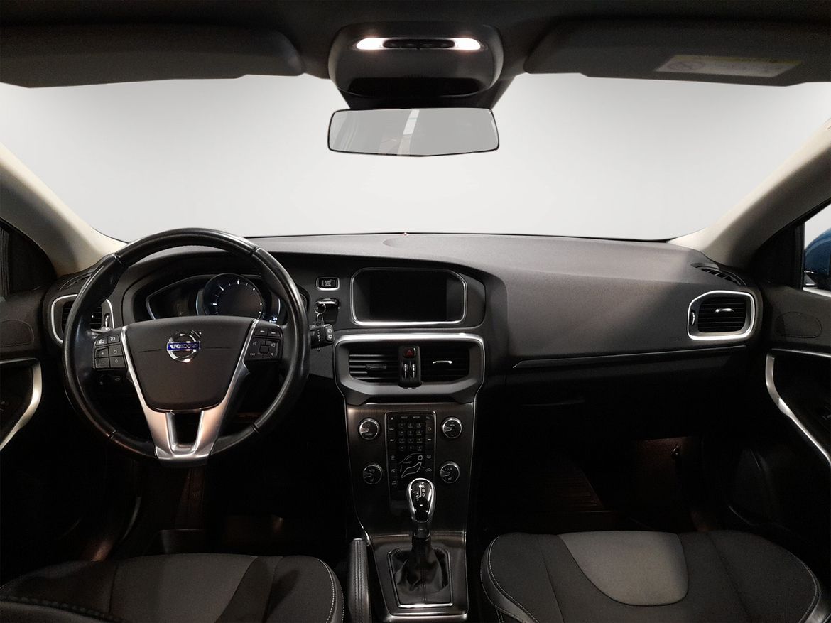 Volvo V40 D4 Momentum 2015, bild 7/10