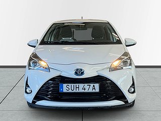Toyota Yaris Hybrid Active S&V-hjul/Carplay/Kamera/M&K-värm