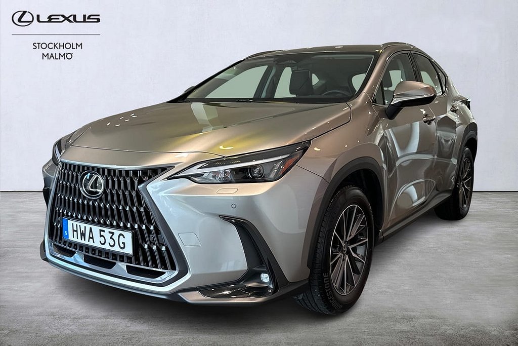 Lexus NX 350h Business Plus 242hk P-värm Backkamera Keyless Skinn Elstola