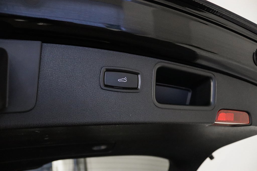 Porsche Macan S PDK Panorama 21" Turbo Design 354hk