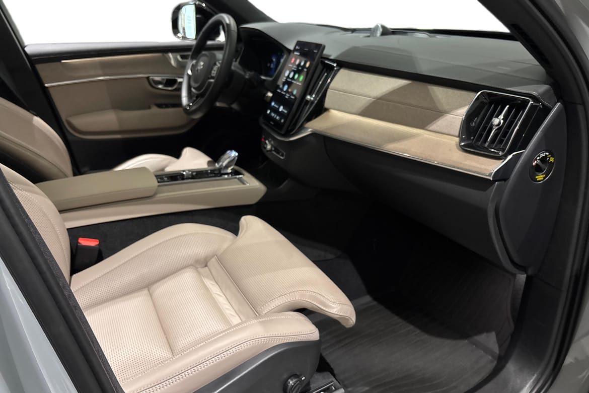 Volvo XC90 II T8 AWD Ultra Dark 2025, bild 7/64
